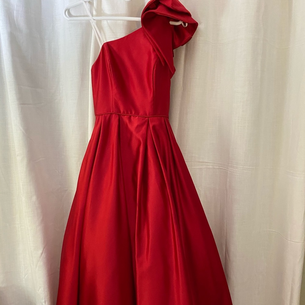 Red Ballgown prom dress!